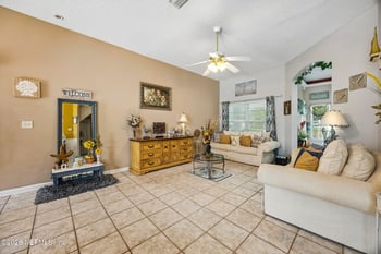 54329 Spring Lake Dr, Callahan, FL 32011