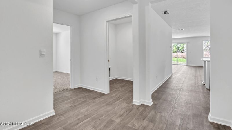 5442 Hollow Birch Dr, Jacksonville, FL 32219