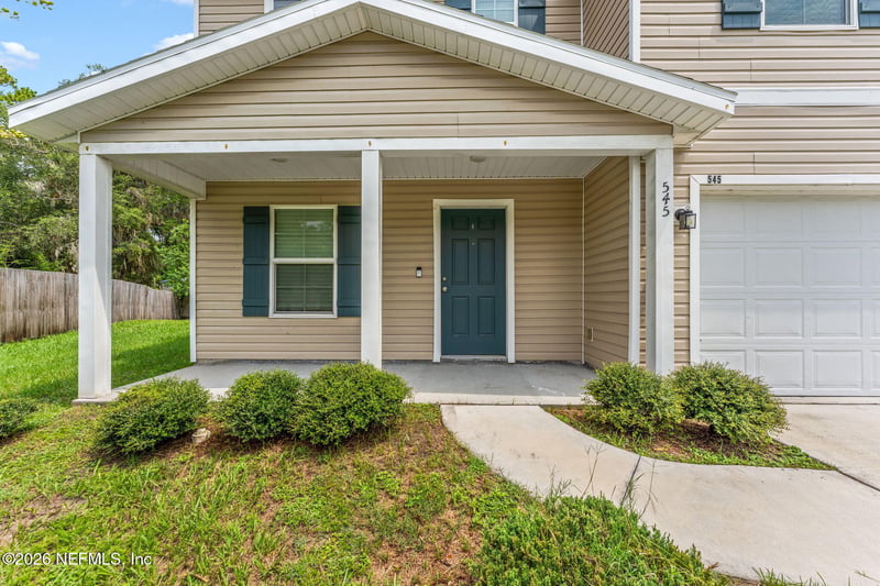 545 Lissie Ct, Macclenny, FL 32063