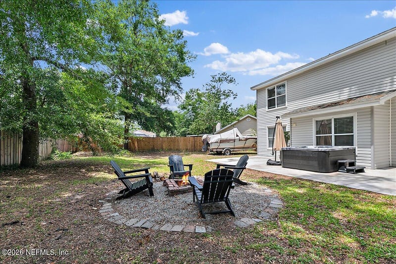 545 Oneida Ct, Jacksonville, FL 32225