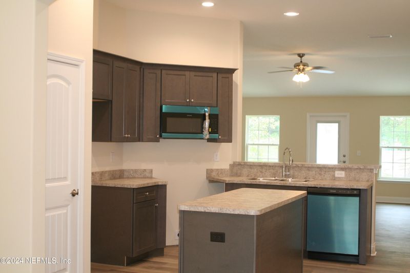 54516 Church Rd, Callahan, FL 32011