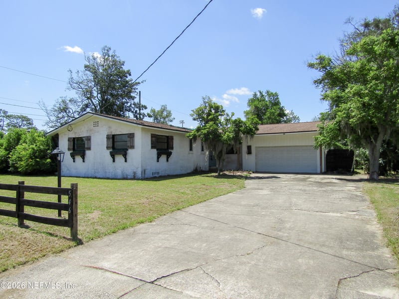 546 Baisden Rd, Jacksonville, FL 32218