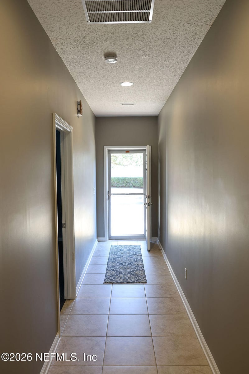 546 Hopewell Dr, Orange Park, FL 32073