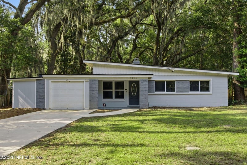 5466 Keystone Dr S, Jacksonville, FL 32207