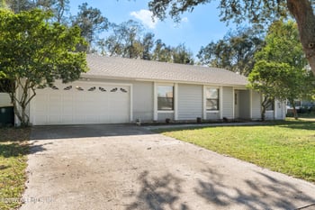 5472 Running Creek Ln, Jacksonville, FL 32258