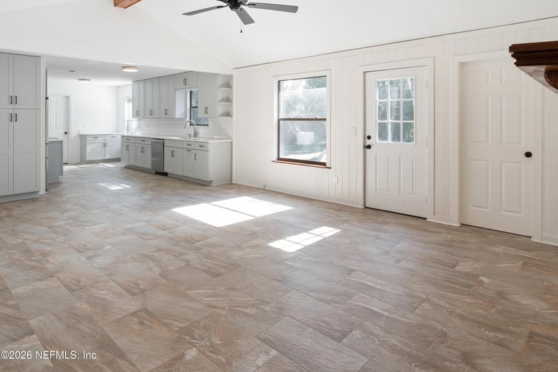 5472 Running Creek Ln, Jacksonville, FL 32258