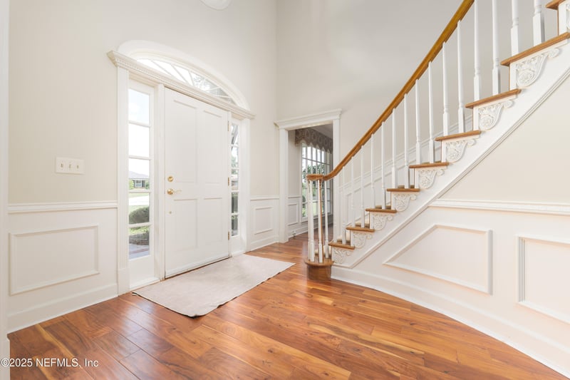 5478 River Trail Rd N, Jacksonville, FL 32277