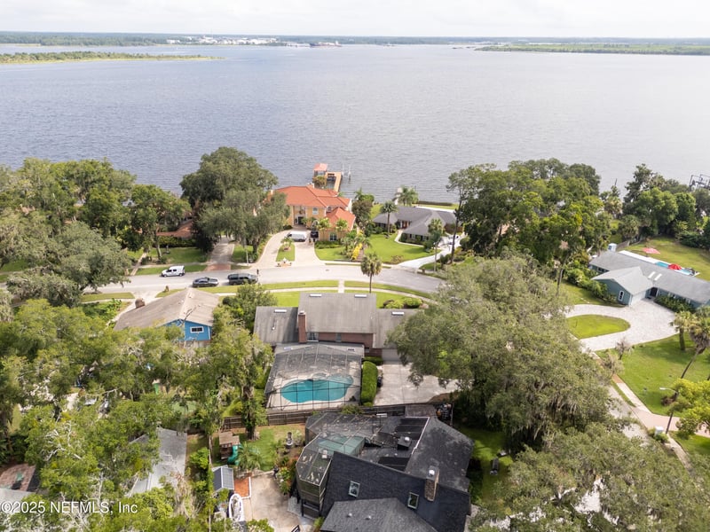 5478 River Trail Rd N, Jacksonville, FL 32277