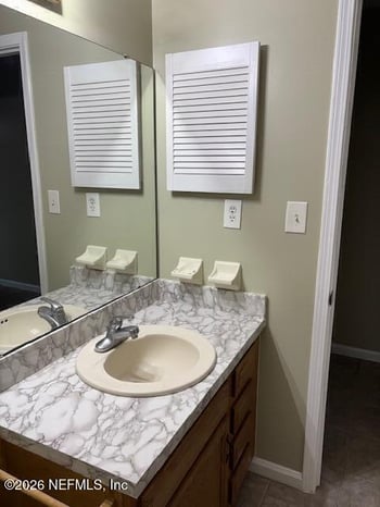 548 Staffordshire Dr, Jacksonville, FL 32225