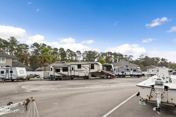 549 Amber Creek Dr, Jacksonville, FL 32218