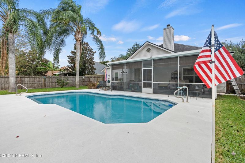 549 N Bridgestone Ave, St Johns, FL 32259
