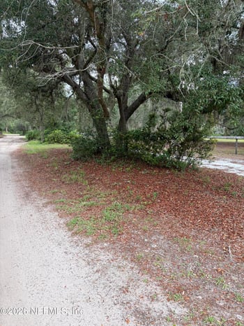 5499 Darwood St, Melrose, FL 32666