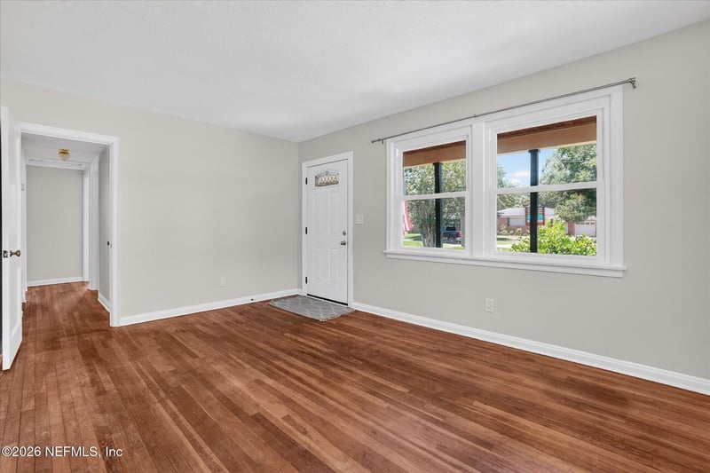 5503 Lakewood Cir E, Jacksonville, FL 32207