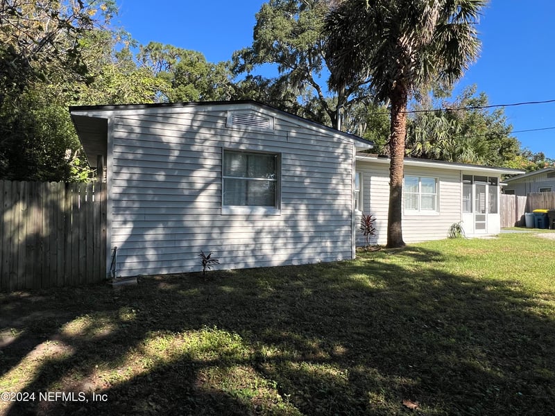 5519 River Forest Dr, Jacksonville, FL 32211