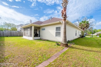 5525 Huckleberry Trl S, Macclenny, FL 32063