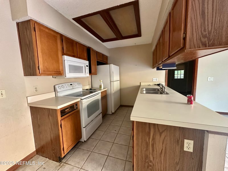 5526 Bennington Dr, Jacksonville, FL 32244
