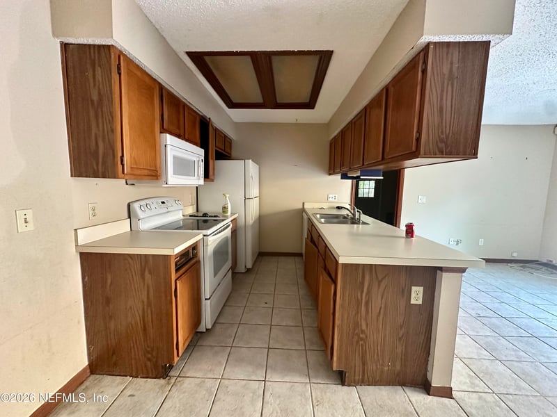 5526 Bennington Dr, Jacksonville, FL 32244