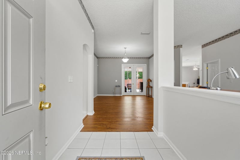 5526 Broadgate Ct, Jacksonville, FL 32244