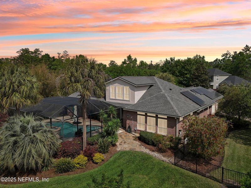 553 S Bridge Creek Dr, St Johns, FL 32259