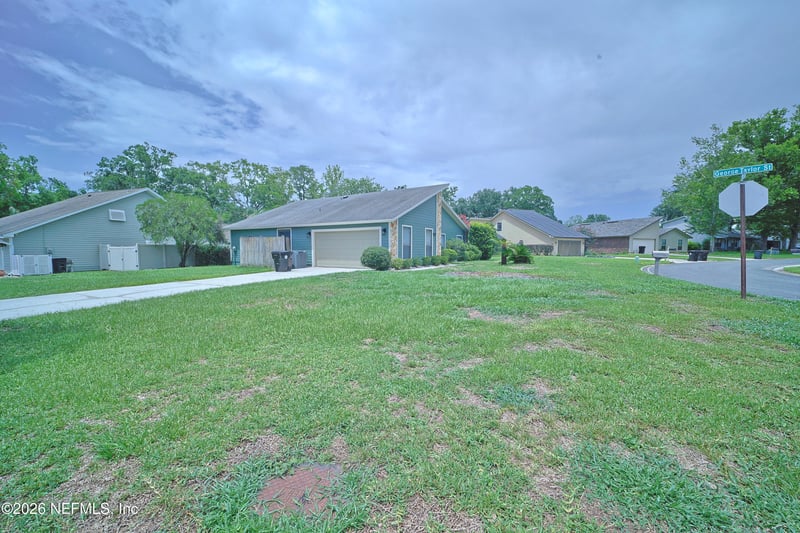 553 Thomas Stone Ct, Orange Park, FL 32073
