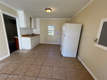 553 W 61st St, Jacksonville, FL 32208