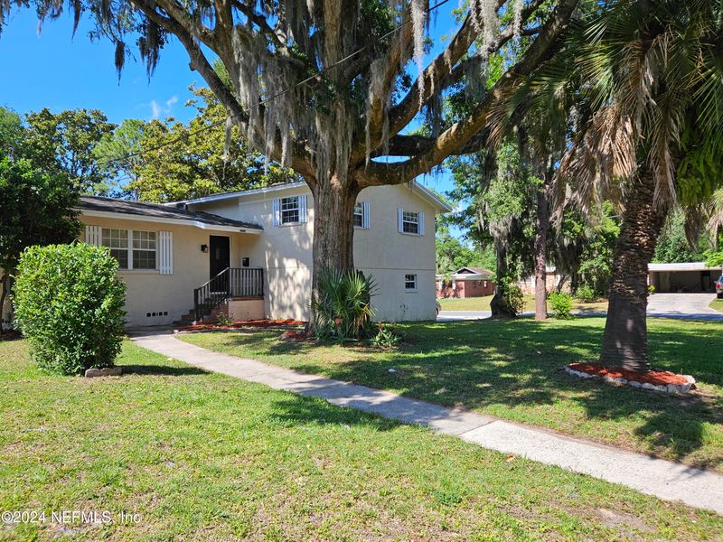 5531 Ghormley Rd, Jacksonville, FL 32277