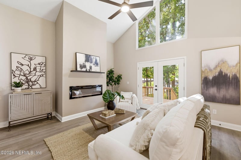 5534 Mariners Cove Dr, Jacksonville, FL 32210