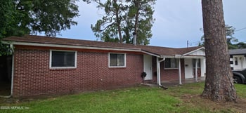 5540 Fargo Dr N, Jacksonville, FL 32207