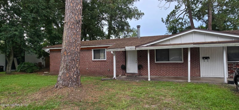 5540 Fargo Dr N, Jacksonville, FL 32207