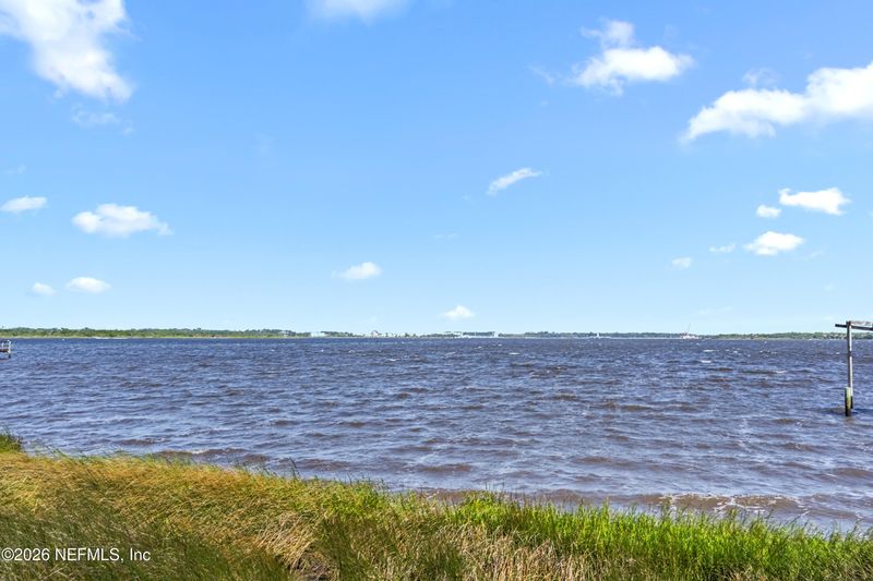5545 Edenfield Rd, Jacksonville, FL 32277