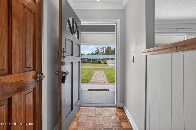 5549 Hickson Rd, Jacksonville, FL 32207