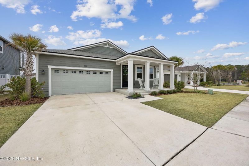 555 Blue Daze St, Yulee, FL 32097