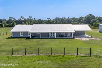 5551 NW 203rd St, Starke, FL 32091