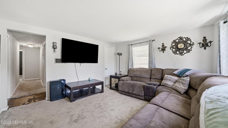 5563 Tampico Rd, Jacksonville, FL 32244