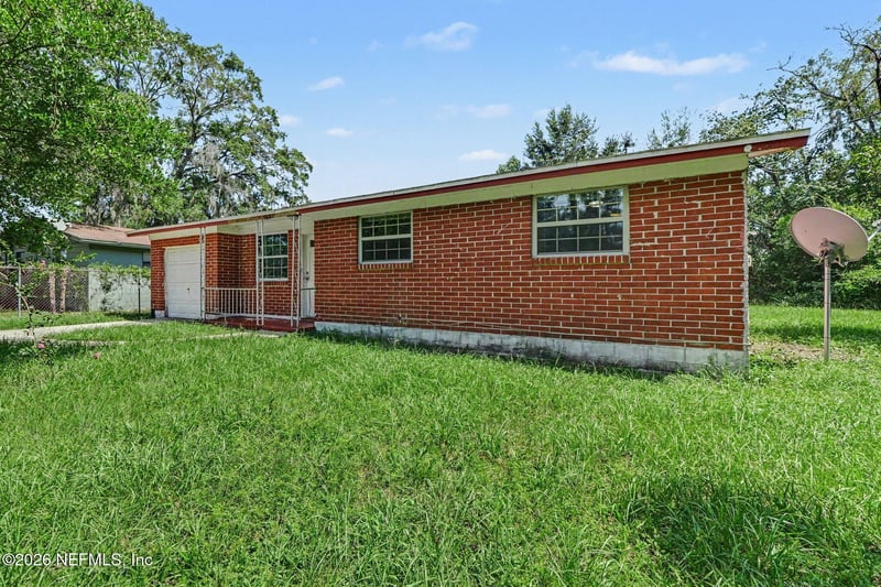 5568 Gilchrist Rd, Jacksonville, FL 32219