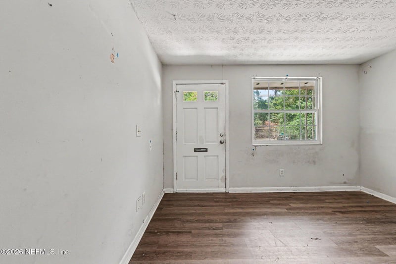 5568 Gilchrist Rd, Jacksonville, FL 32219