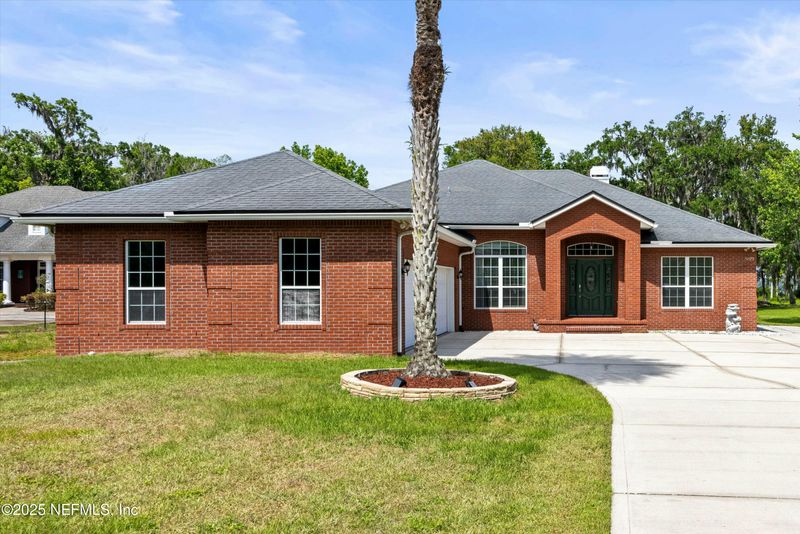 5577 Dianthus St, Green Cove Springs, FL 32043