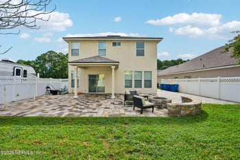 558 Roserush Ln, Jacksonville, FL 32225