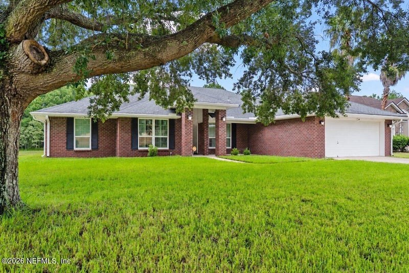 5587 Bristol Bay Ln N, Jacksonville, FL 32244