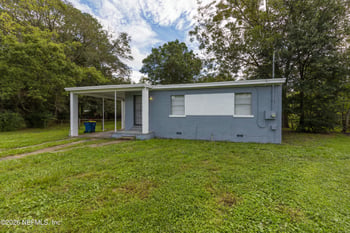 5601 Pansy Ln, Jacksonville, FL 32209
