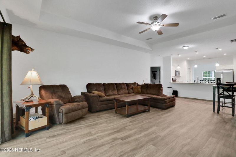 56041 Griffin Rd, Callahan, FL 32011
