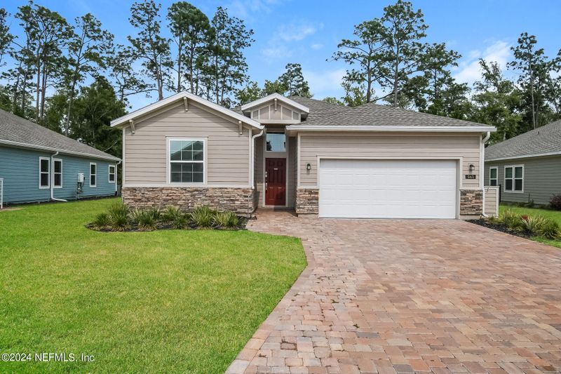 561 Brown Bear Rn, St Johns, FL 32259