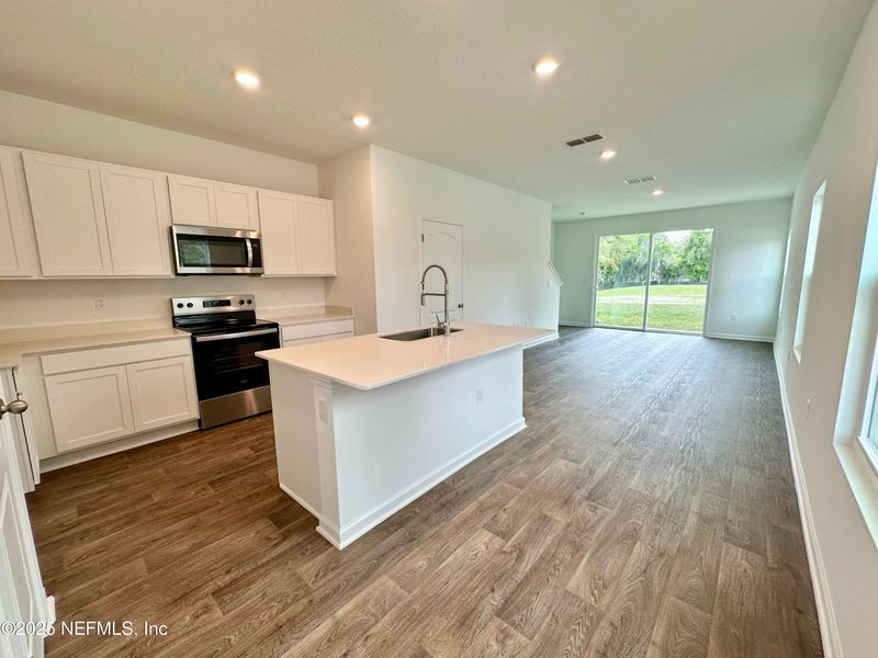 5613 Coppers Edge Ln, Jacksonville, FL 32254