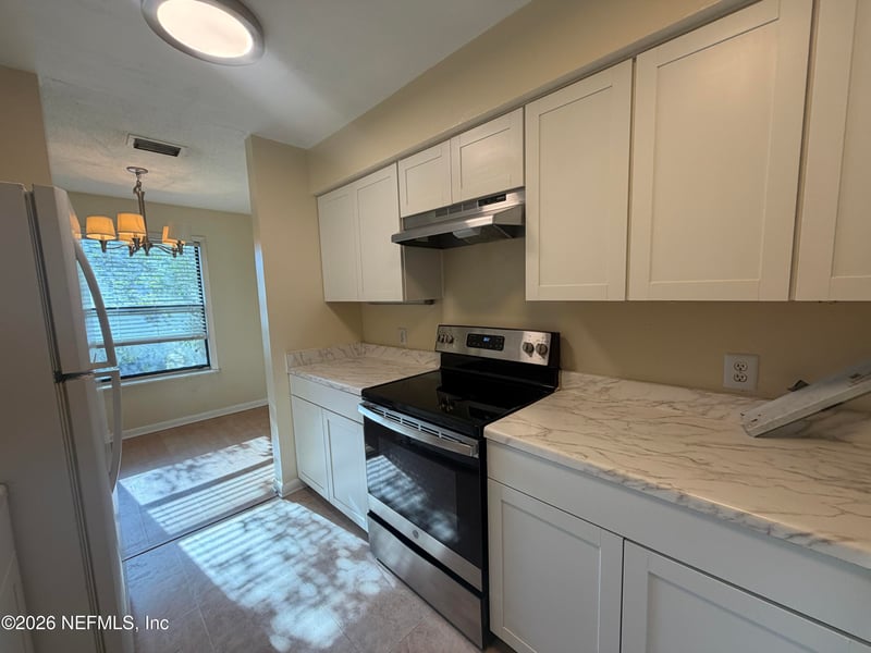 5615 San Juan Ave #411, Jacksonville, FL 32210