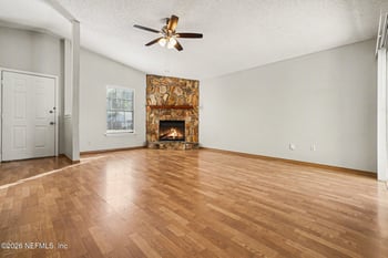 562 James Wilson Cir, Orange Park, FL 32073