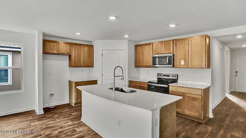 5621 Rustic Thorn Rd, Jacksonville, FL 32219