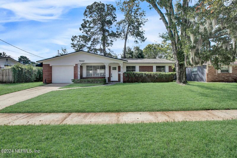 5622 Pittman Dr, Jacksonville, FL 32207