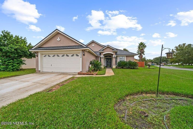 5628 Ashleigh Park Dr, Jacksonville, FL 32244