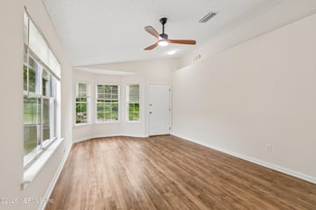 5635 Ellis Trace Dr, Jacksonville, FL 32205