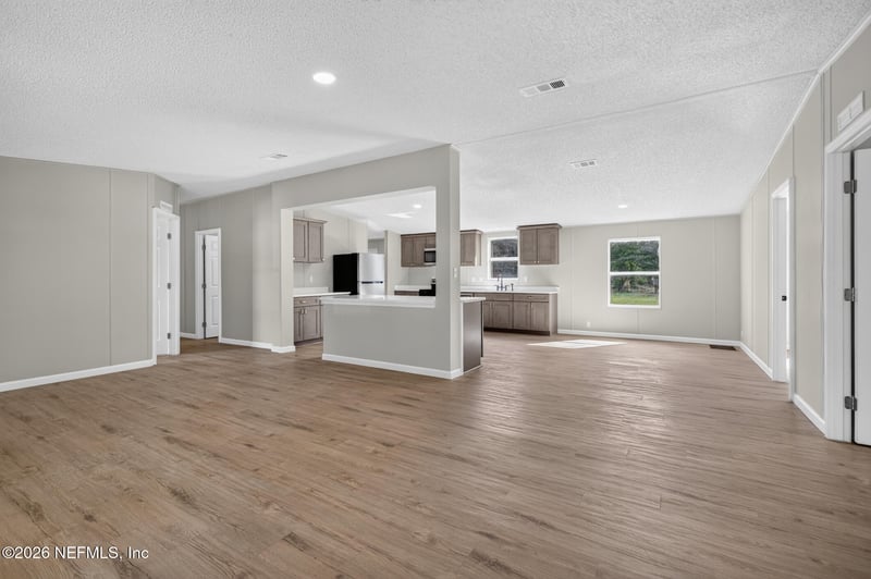 5645 Wandering Trl, Jacksonville, FL 32219